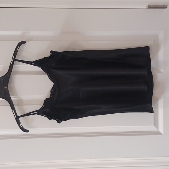 NEW BLACK CAMERSOLE - Picture 2 of 5